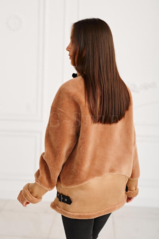 Модная куртка из шерсти светло-коричневого цвета фото №2