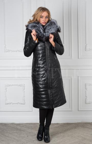 Теплое зимнее пальто с чернобуркой