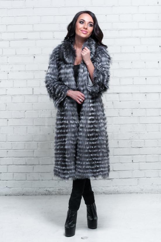 Меховое черно-серое пальто из чернобурки фото №2